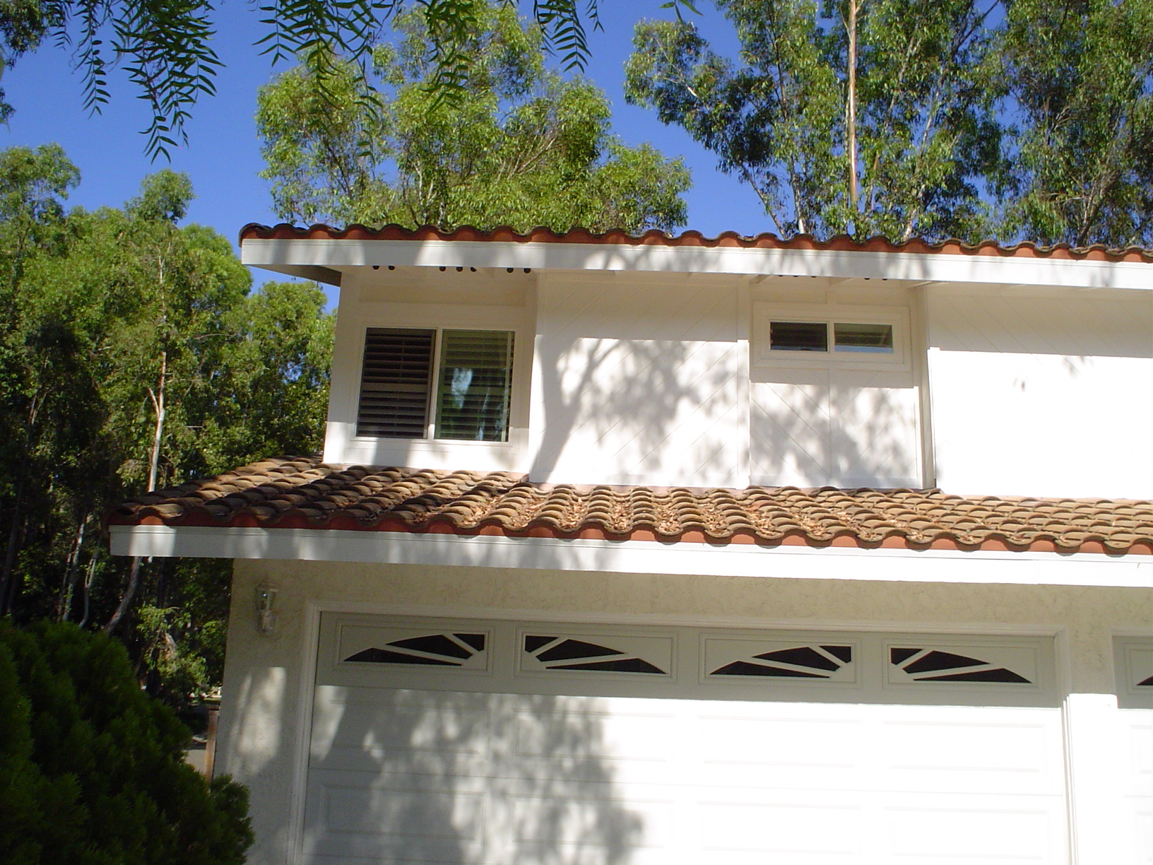 Upper-story replacement windows